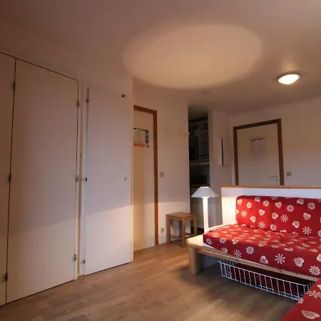 Apartment Cosy 4 Pers Avec Balcon Expose Sud, Proche Commerces Et Pistes, Quartier Des Jeux - Fr-1-405-86 *